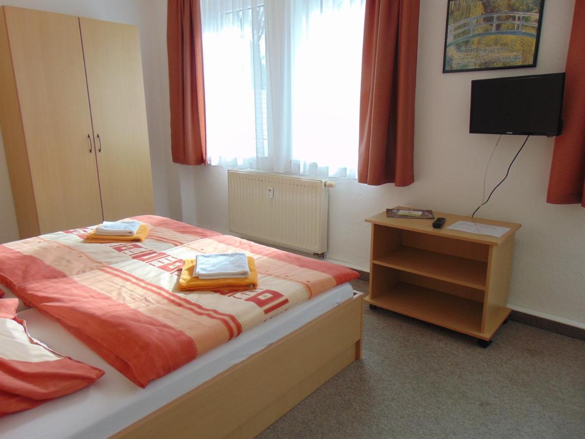 Pension "Zur Katze" Gelenau/Erzgeb. Kültér fotó